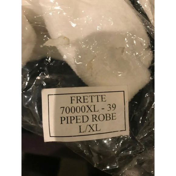 FRETTE Shawl Collar (Velvety Soft) Velour Robe - Picture 7 of 7